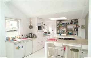 成都裝飾公司純白配多彩，打造美麗的田園混搭風裝飾工程設計